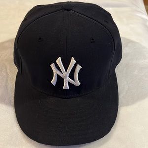 Yankees fitted cap 7 1/8